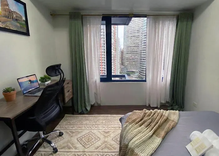 Stylish 1br Air Residences Wifi & Netflix *