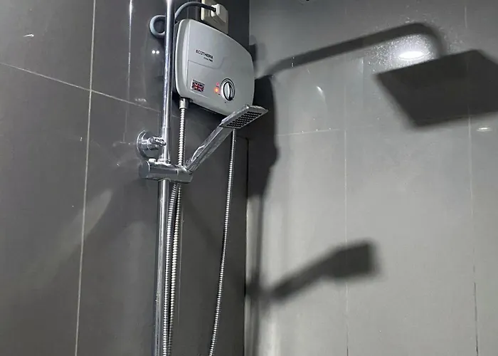 Stylish 1br Air Residences Wifi & Netflix * Manila
